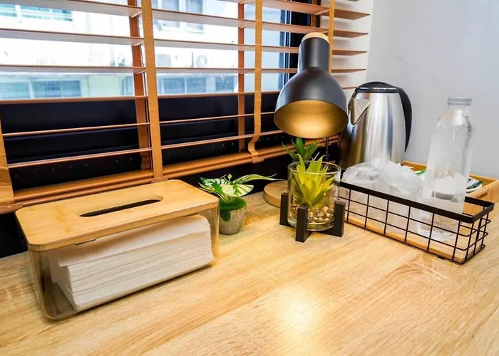 Bnb98 Silom 3*