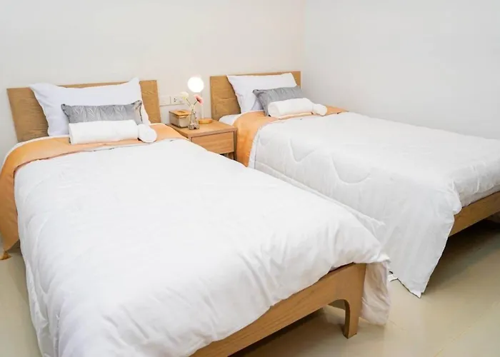 Bnb98 Silom 3*