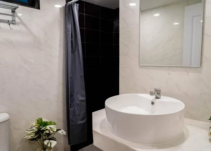 Bnb98 Silom Hotel 3*