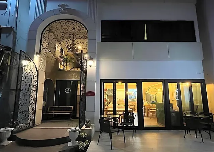 Bnb98 Silom Hotel