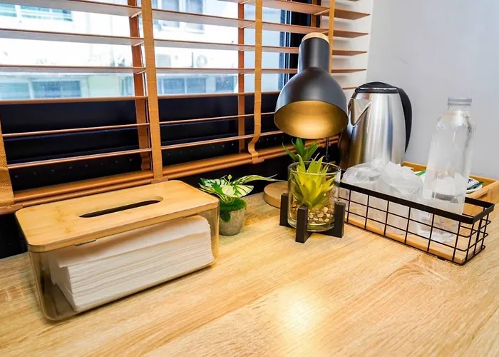 Bnb98 Silom 3*
